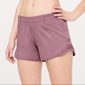 lululemon Hotty Hot Short *Long 4”